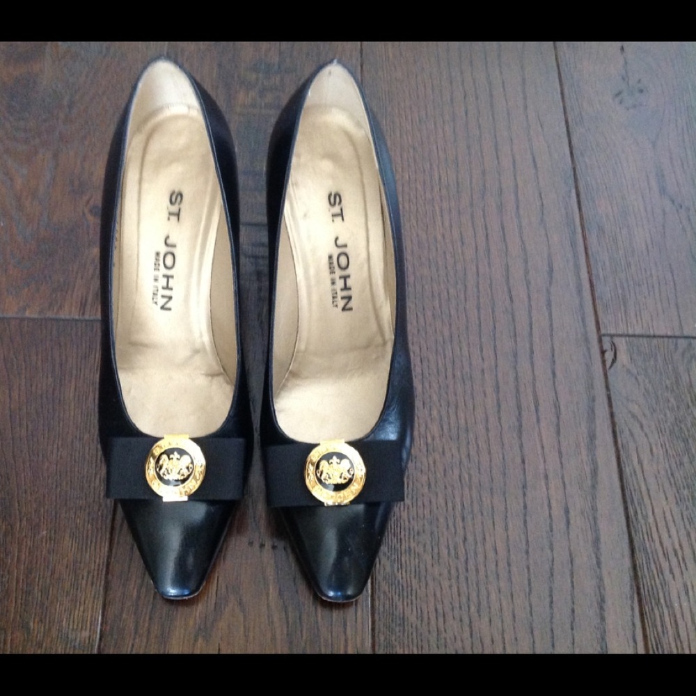 St John black heels